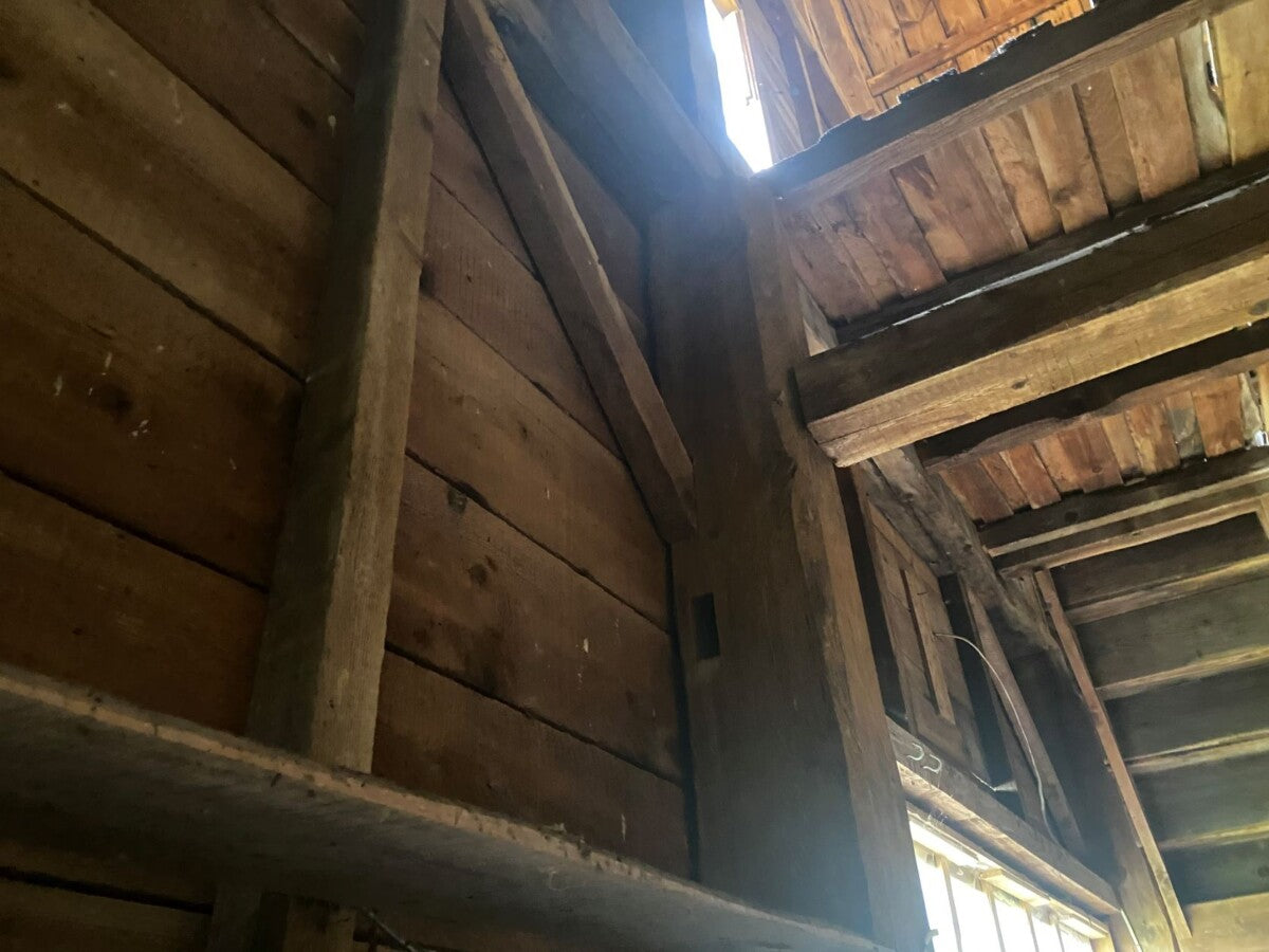 Rare Center Isle Bank Barn - My Store